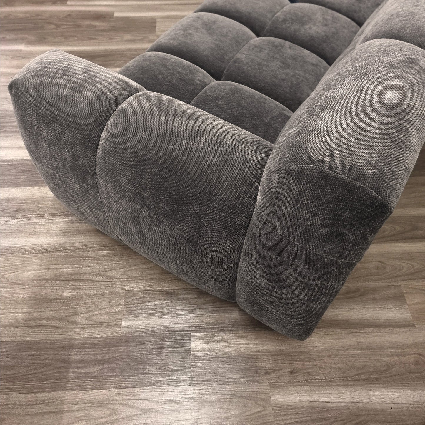 Harlem Sofa Range in Chocolate Velvet