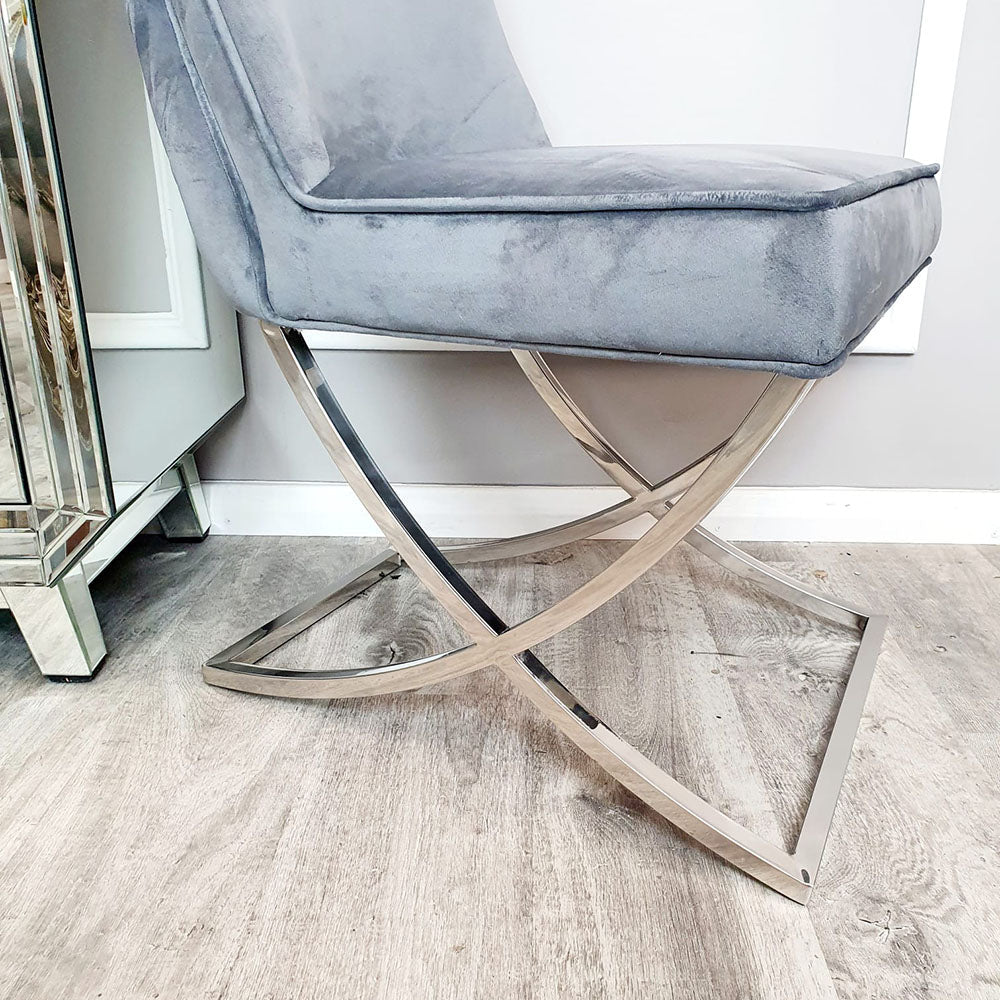 Sandhurst Dining Chair with buttoned back X Leg (All Colours)