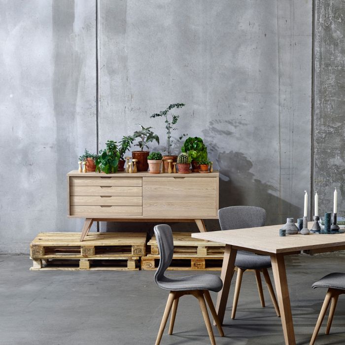 Nivaro Sideboard with 4 Drawers and Sliding Door in White Oak