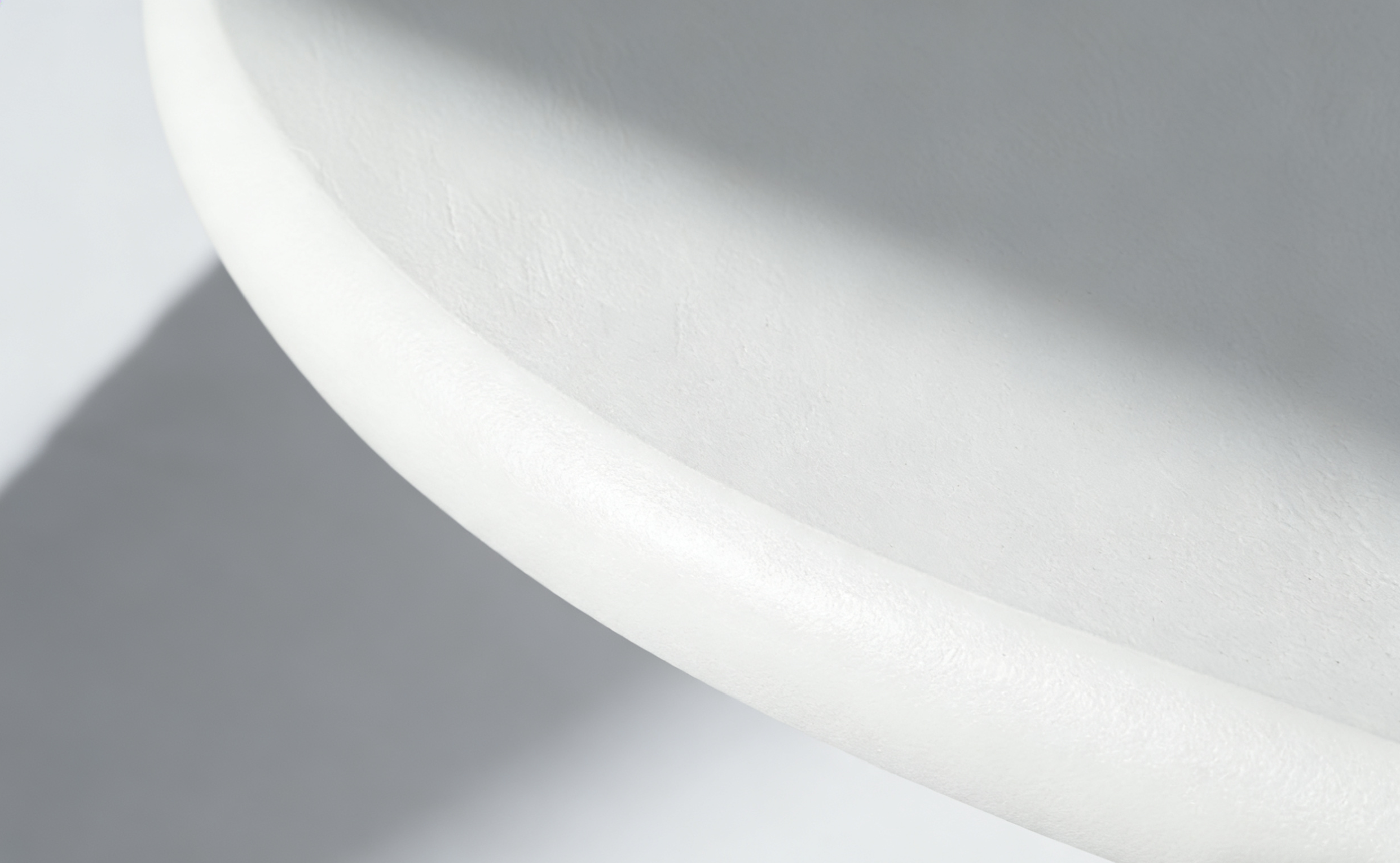 Valillian 2M White Table